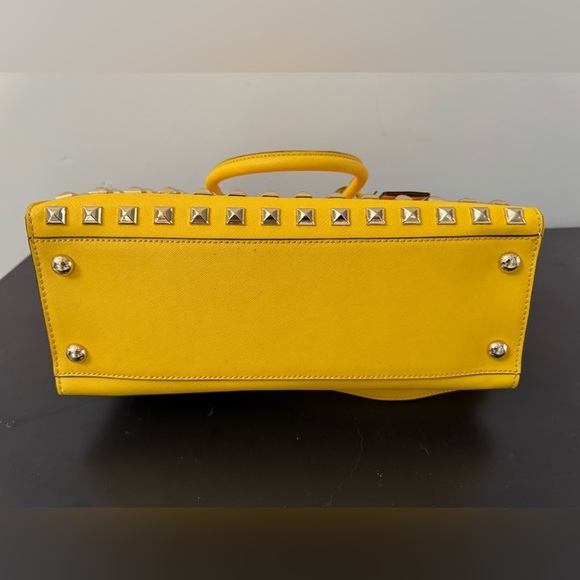Michael Kors Pyramid Studded Citrus Hamilton Bag Large Tote  Statement Piece NWT - Picture 10 of 17